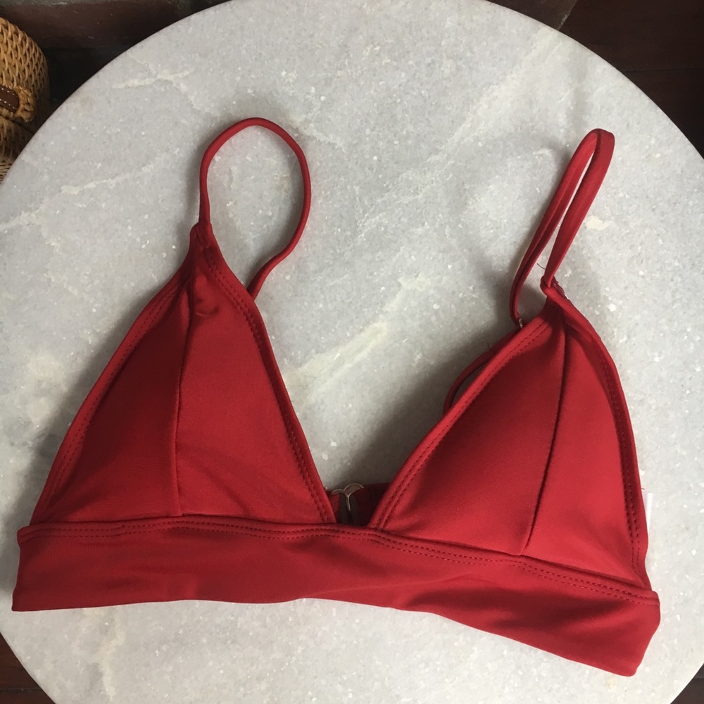 🆕Kendra Wine Red Triangle Bikini Top - Picture 4 of 4